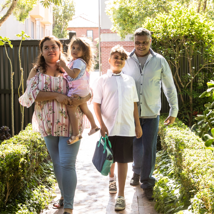 First Nations family - 13Yarn