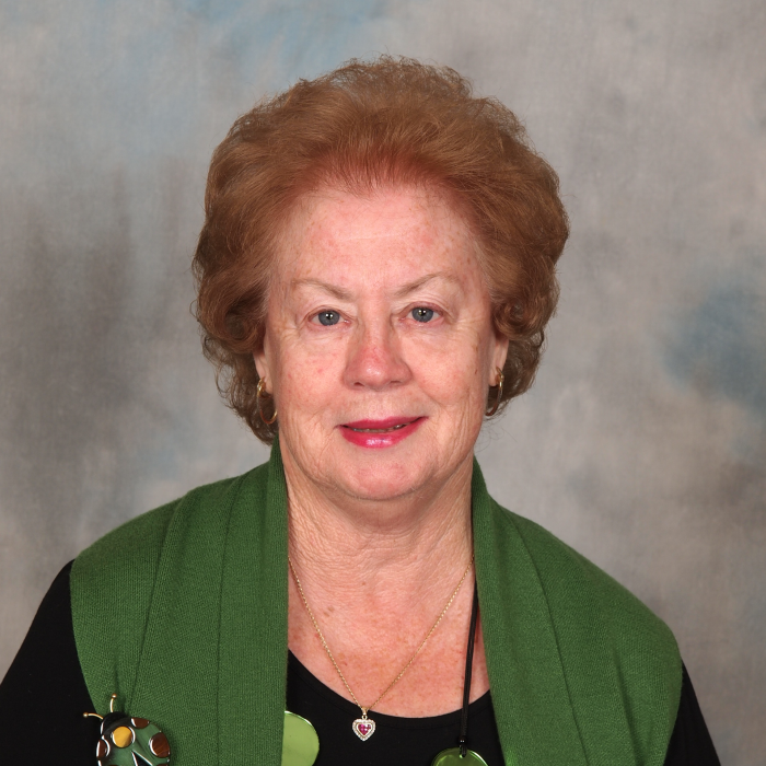 Portrait of Bronwyn Martin, a staff member at Lifeline South East.