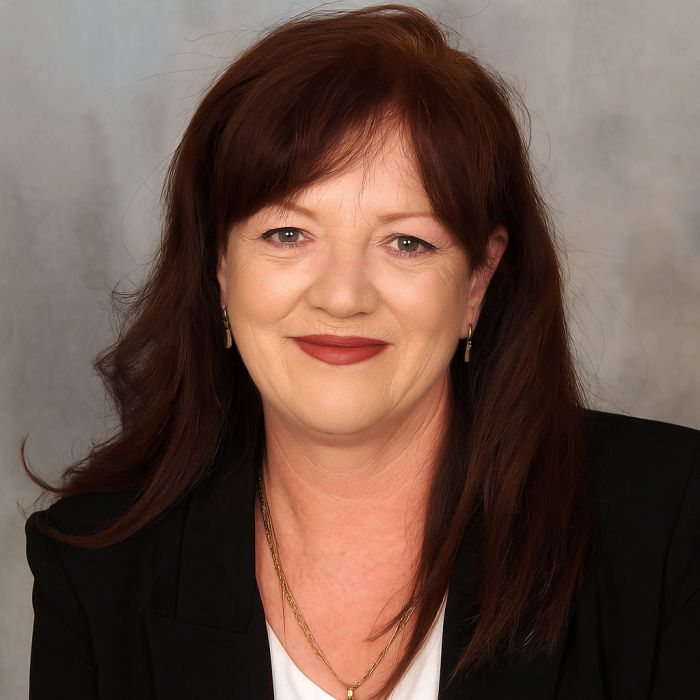 Portrait of Leah Griffin, a staff member at Lifeline South East.